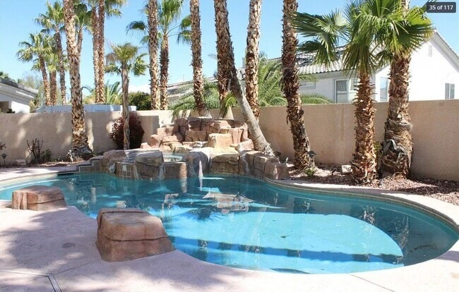 Building Photo - 54 Tamarron Cliffs St