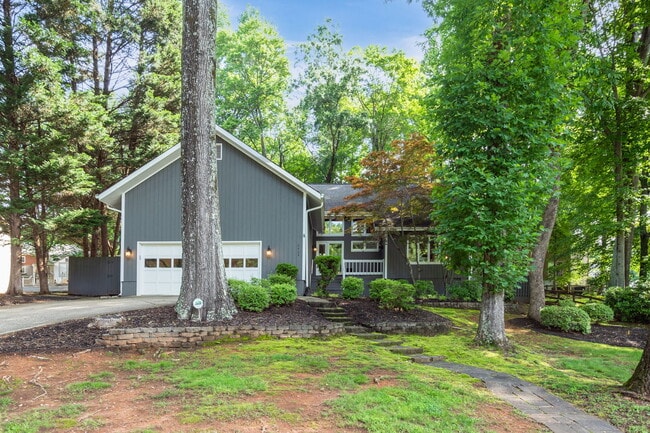 Building Photo - 6404 Muirfield Dr