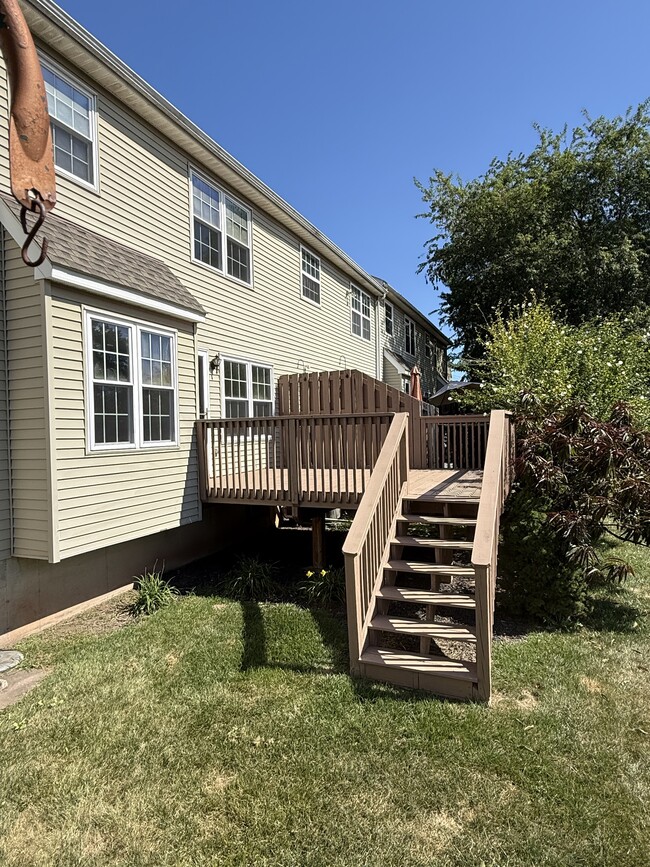 Deck access - 69 Walker Rd