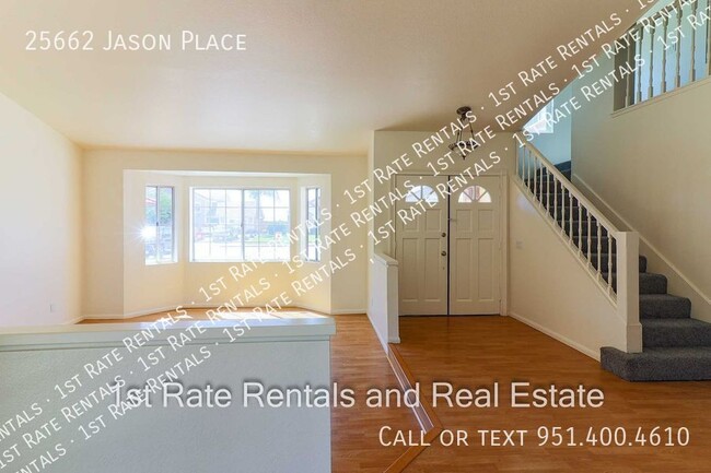 Foto del edificio - Super clean four bedroom!