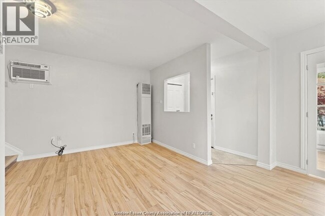 Building Photo - 1374 Pelissier St