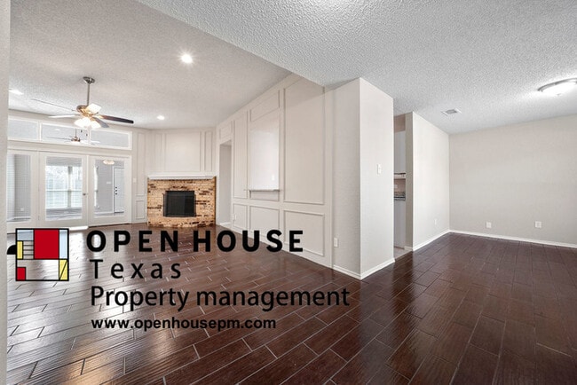 Building Photo - 2032 Espinosa Dr, Carrollton