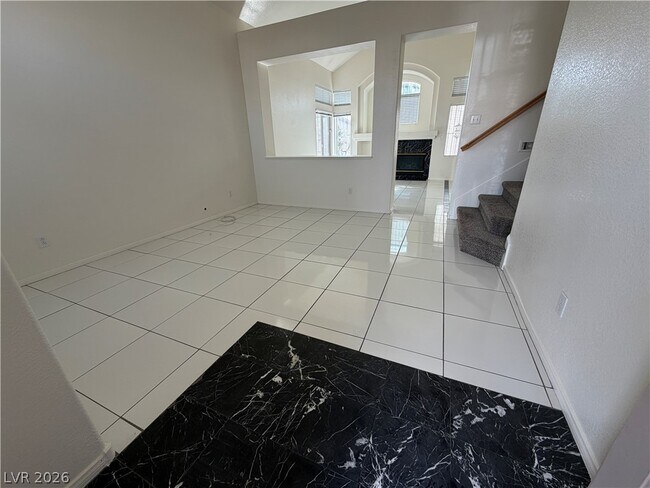 Foto del edificio - 8089 Kentshire Dr