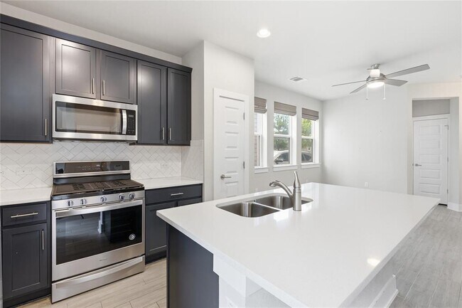 Building Photo - 2024 Sager Dr