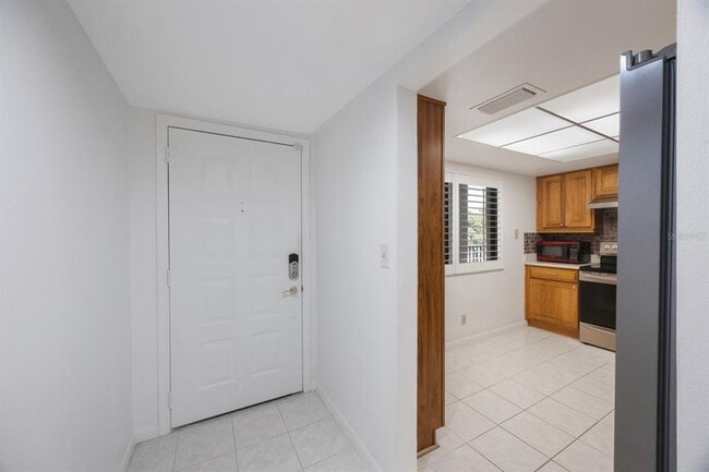 Foto del edificio - 3078 Eastland Blvd