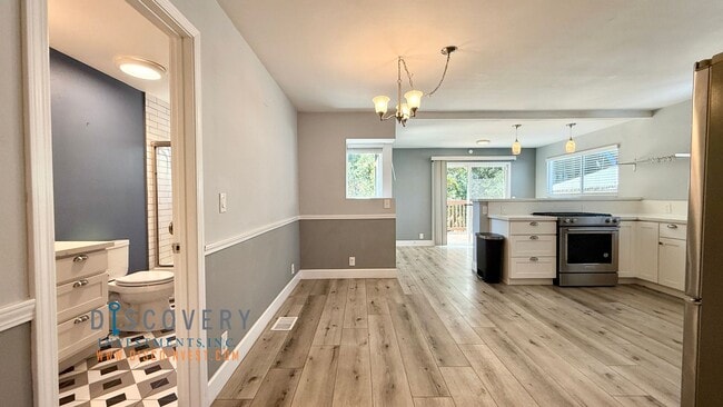 Foto del edificio - Stylish 3 Bedroom Retreat in the Oakland H...