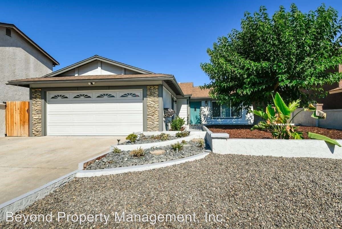 Foto principal - 4 br, 2 bath House - 1924 Rees Rd.