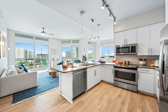 Building Photo - The DeSota