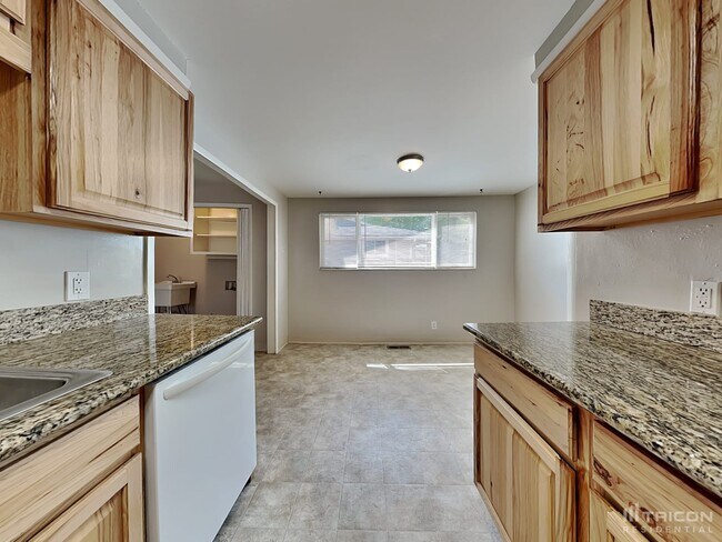 Building Photo - 1445 Royal Drive Reno NV