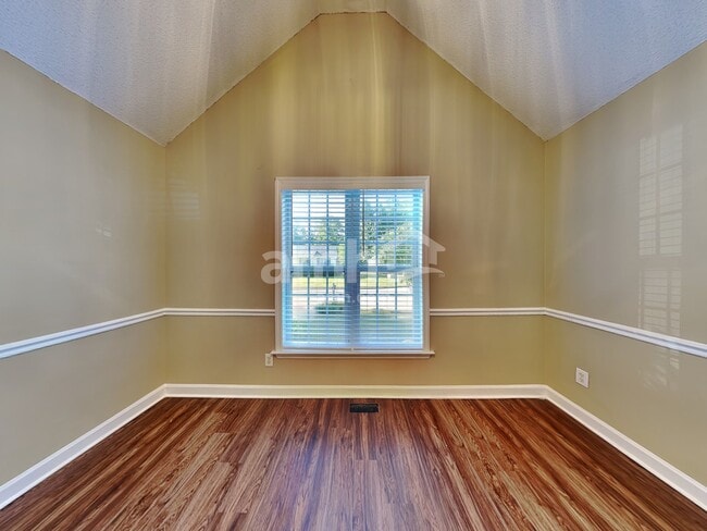 Foto del edificio - 4109 Archibald Way