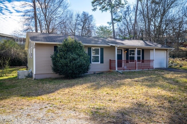 Foto del edificio - 5601 Ludbury Ln NW