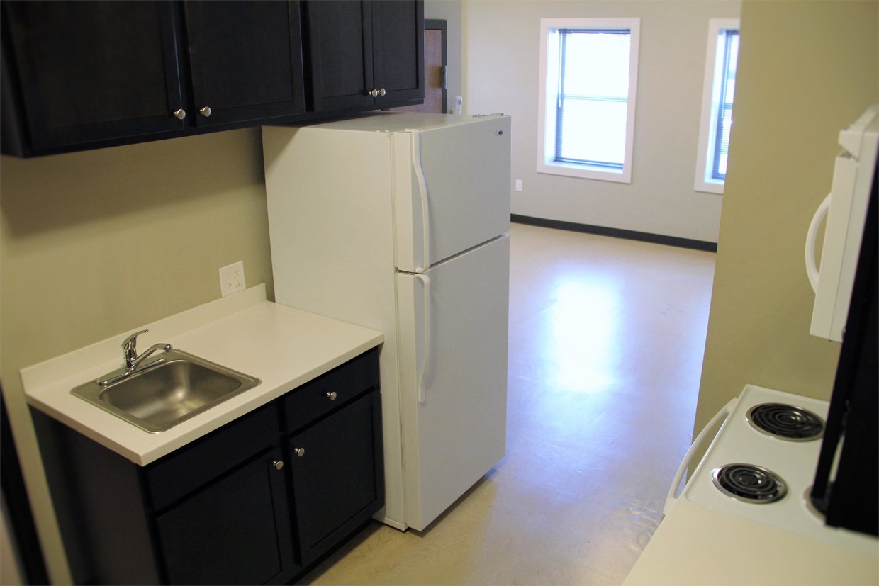 Primary Photo - 1421 P St