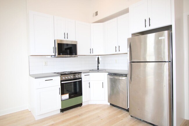 Foto del edificio - 1507 W Girard Ave