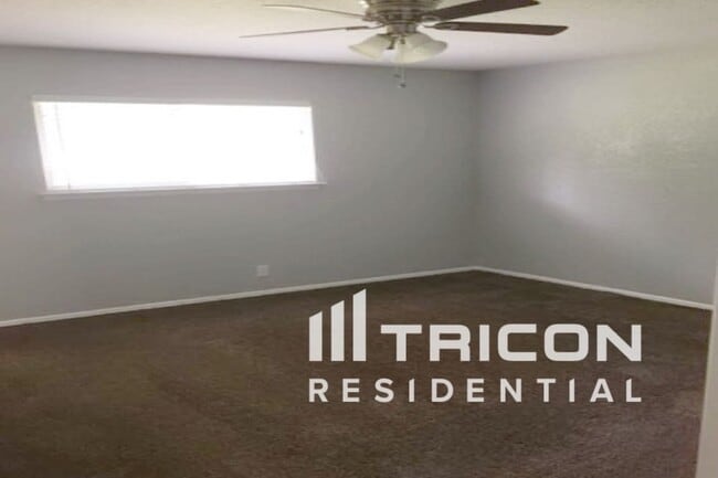 Building Photo - 9415 Stones River Dr
