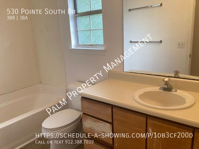 Building Photo - 530 Pointe S Dr