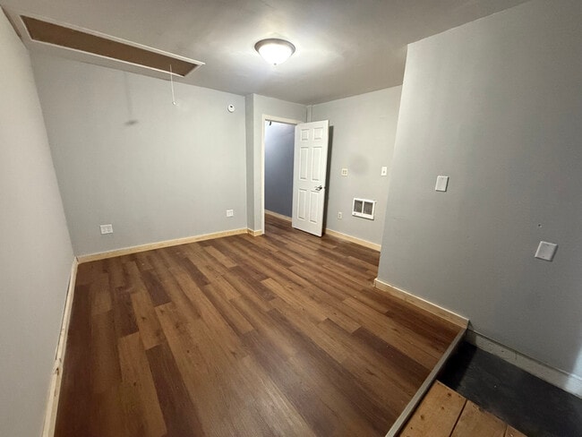 Foto del edificio - 115 N Washington St