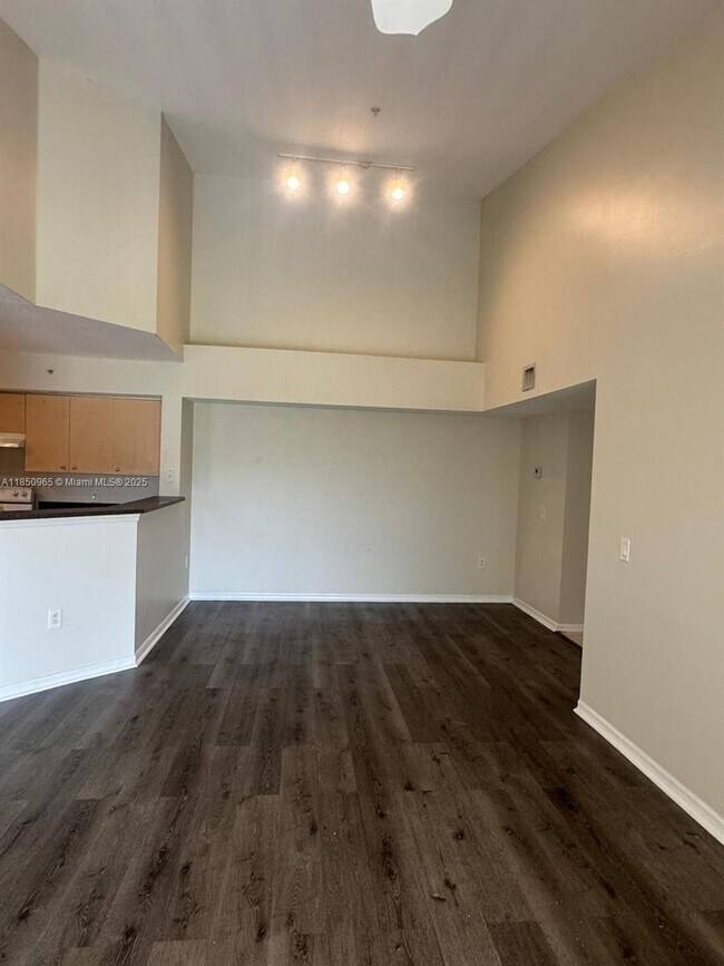 Foto del edificio - 4041 San Marino Blvd