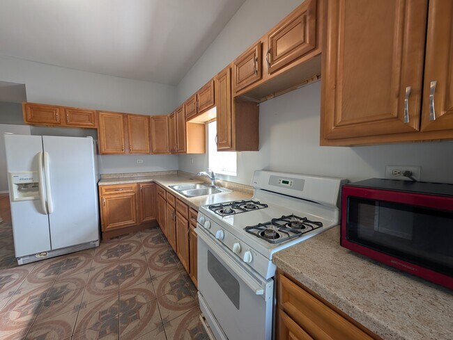 Foto del edificio - 1422 N Maplewood Ave