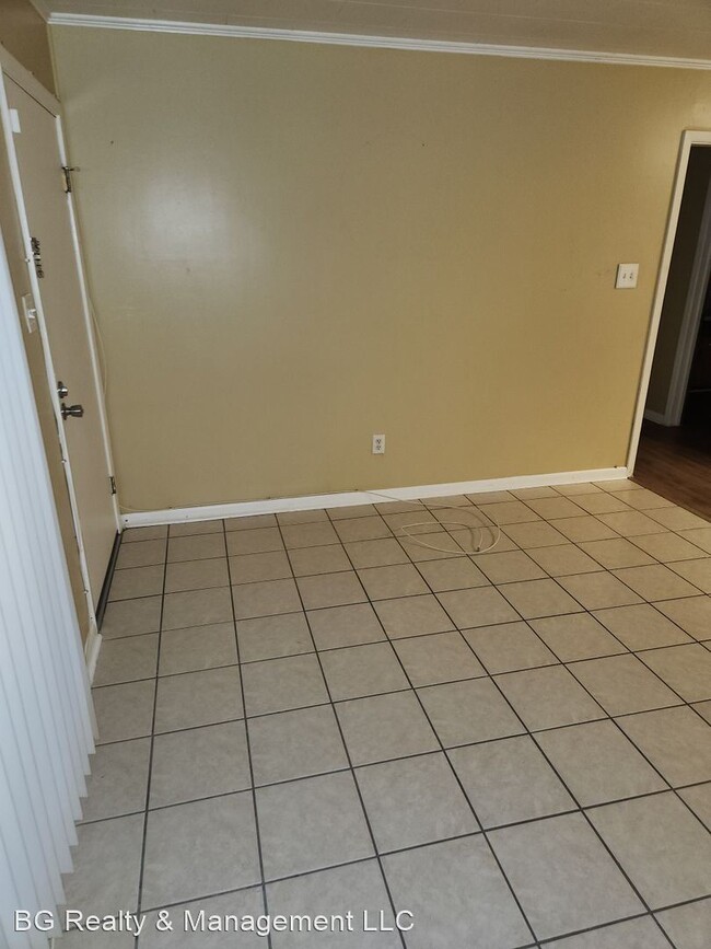 Building Photo - 2 br, 1 bath House - 741 Wild Cherry Ln