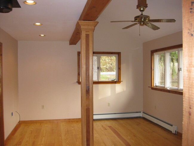 living room - 100 Lake Kitchawan Dr