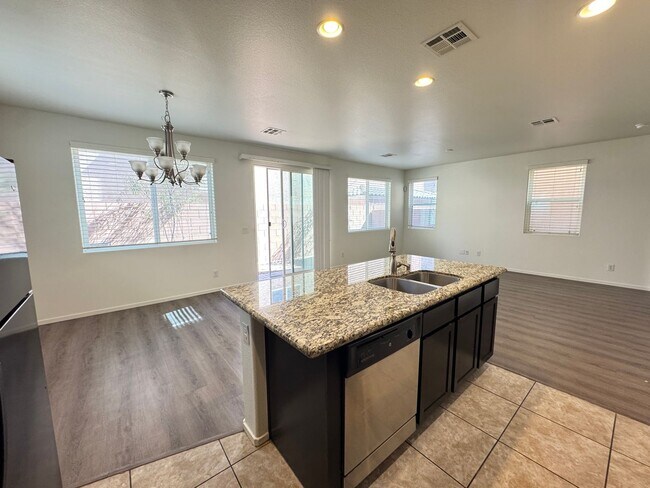 Foto del edificio - 6208 Yankee Spring St