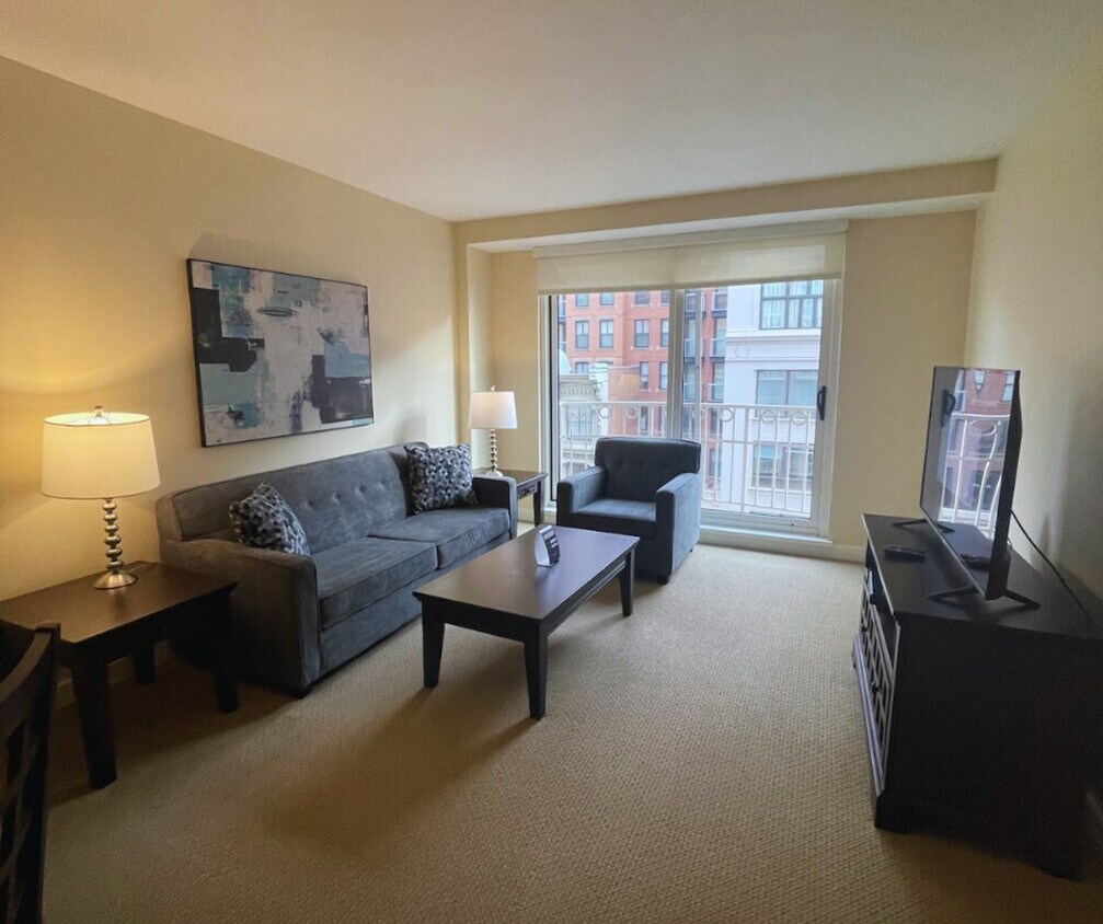Primary Photo - 690 D St NW