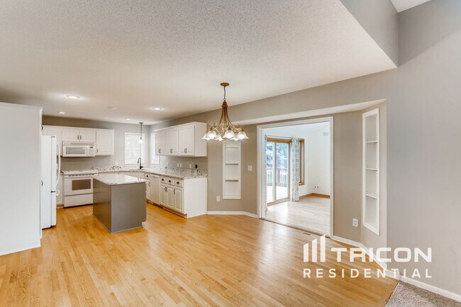 Foto del edificio - 1259 Irvine Dr