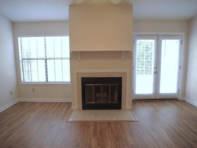 Building Photo - 815 Ashlyn Forest Dr