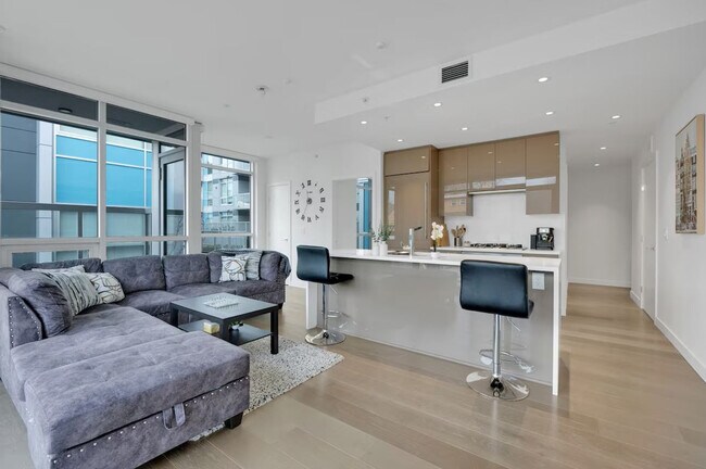 Photo du bâtiment - 180 E 2nd Ave