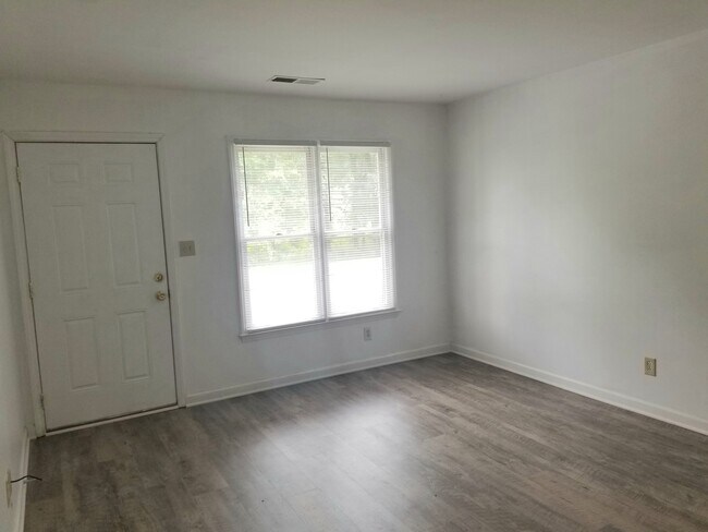 Foto del edificio - 2 BR duplex near Four Seasons, Twin Lakes