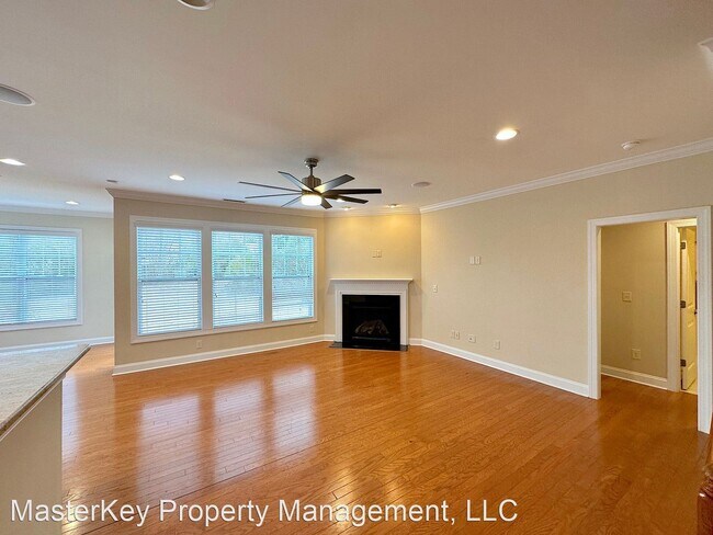 Foto del edificio - 4 br, 3 bath House - 906 Keaton Ridge Ct