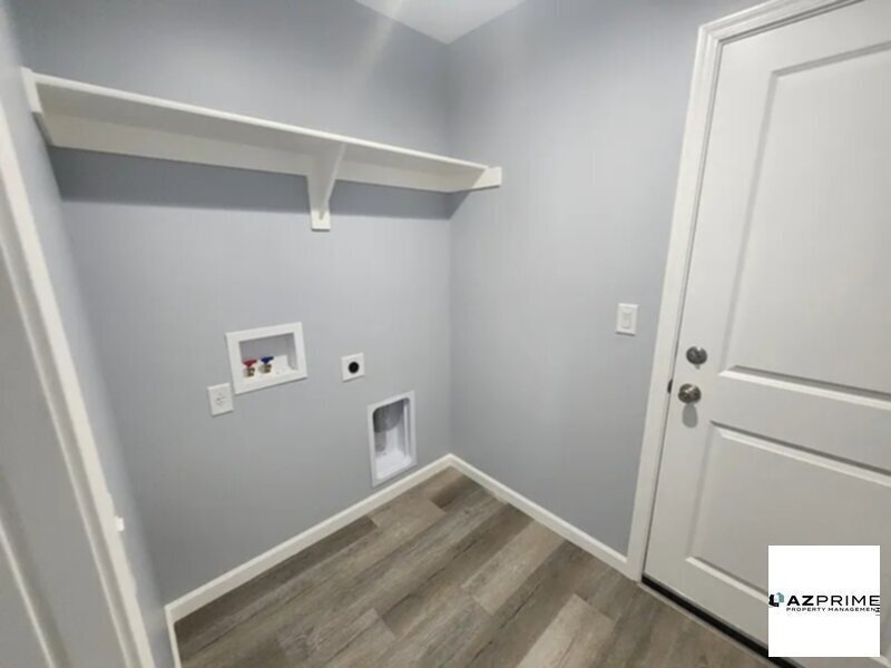 Primary Photo - E Jackson