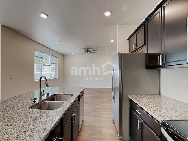 Foto del edificio - 12706 81st Avenue Court East