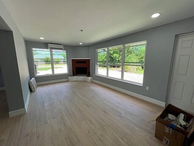Foto del edificio - 2148 Aldridge Ave