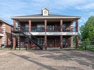 Building Photo - 1325 Wood Ave