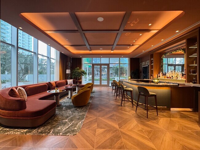 Foto del edificio - 77 SE 5th St