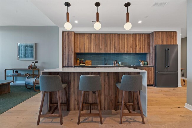 Foto del edificio - 84 East Ave