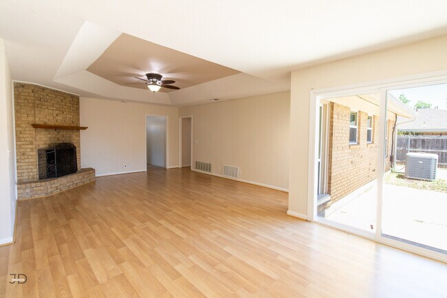 Building Photo - 4807 Del Rio Trail