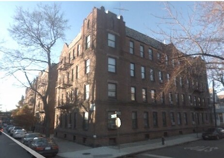 Foto del edificio - 8604 96th St
