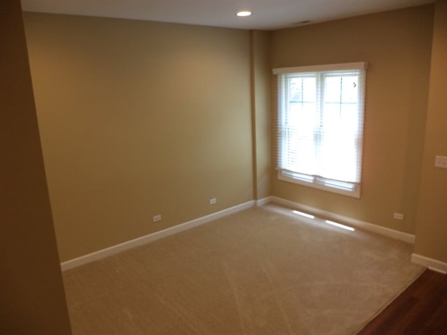 Building Photo - 151 River Walk Ct