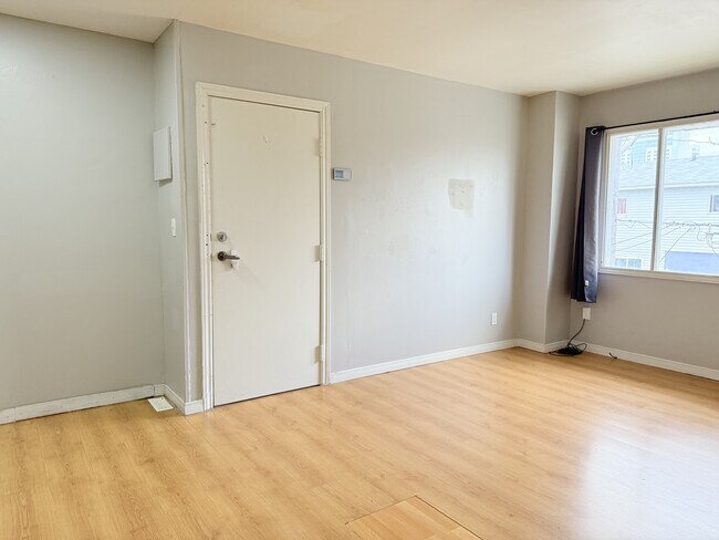 Photo du bâtiment - 506 Aylmer Ave