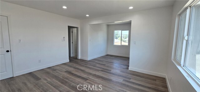 Foto del edificio - 835 E 92nd St