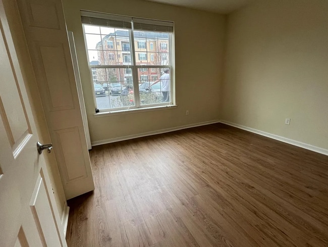 Building Photo - 1314 Sierra Dr