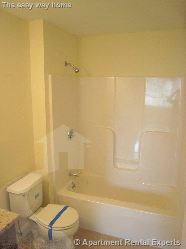 Building Photo - 43-45 Pitman St Unit #201
