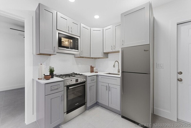 Building Photo - 829 Bayberry Dr
