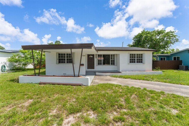 Building Photo - 7150 SW 10th St