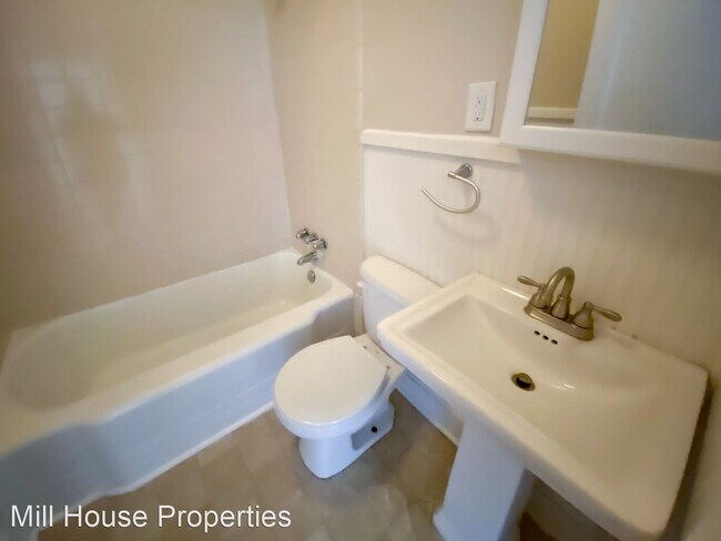 Building Photo - 2 br, 1 bath House - 106 Stinson Street