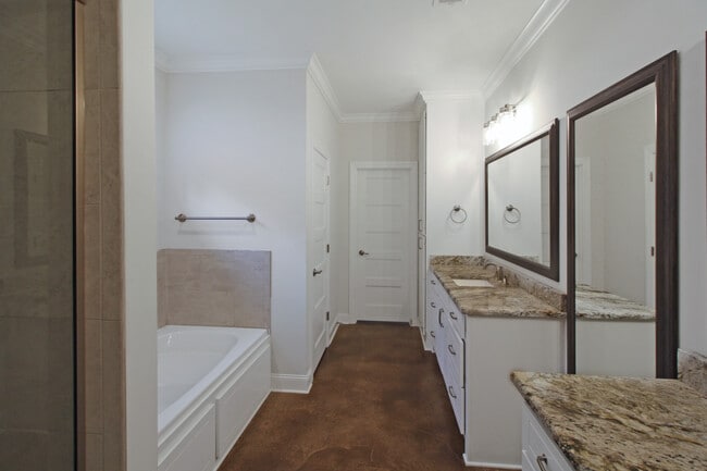 Foto del edificio - 1172 Greenfield Cir