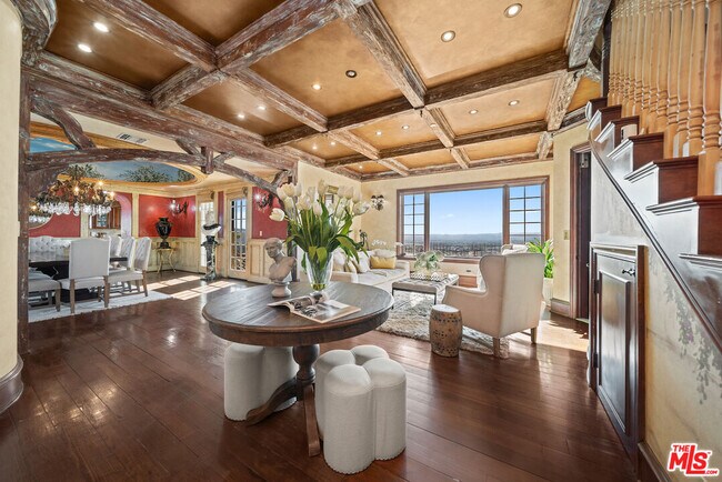 Foto del edificio - 3316 Viewcrest Dr