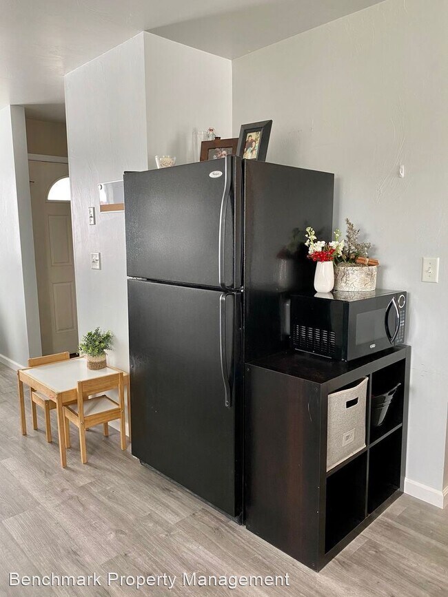 Foto del edificio - 3 br, 2 bath House - 540 N River Rock Dr